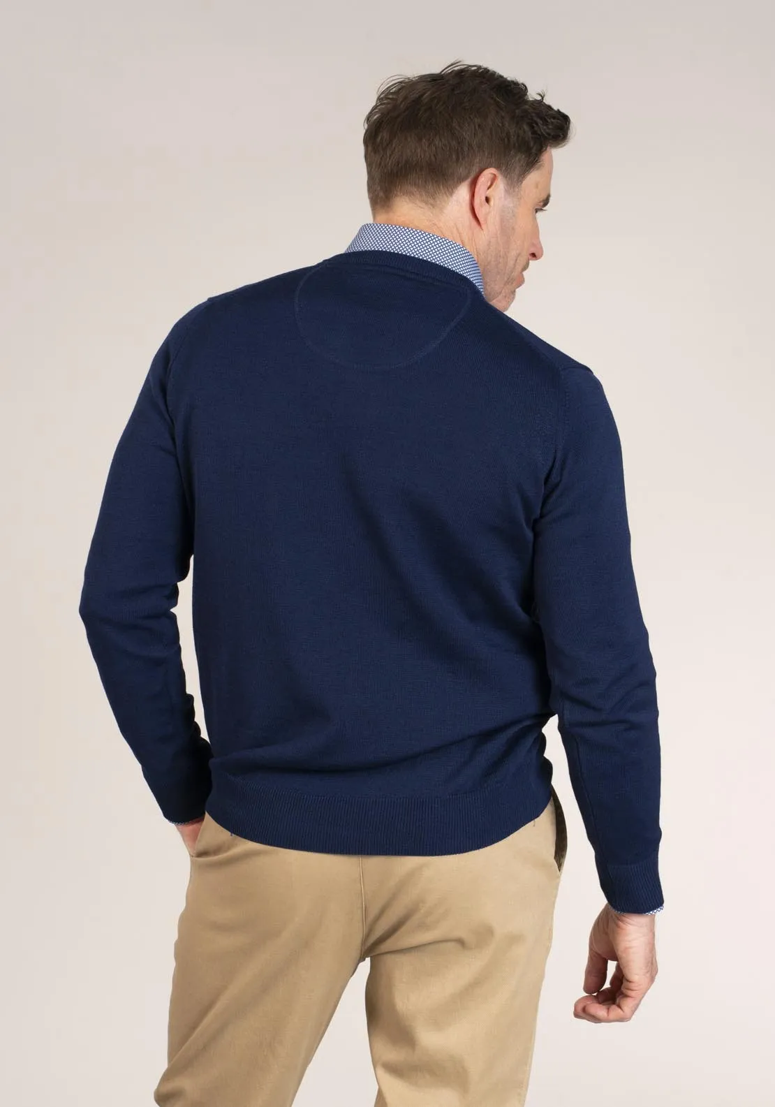 50/50 Fine Merino Wool & Acrylic V-Neck Knit - Navy