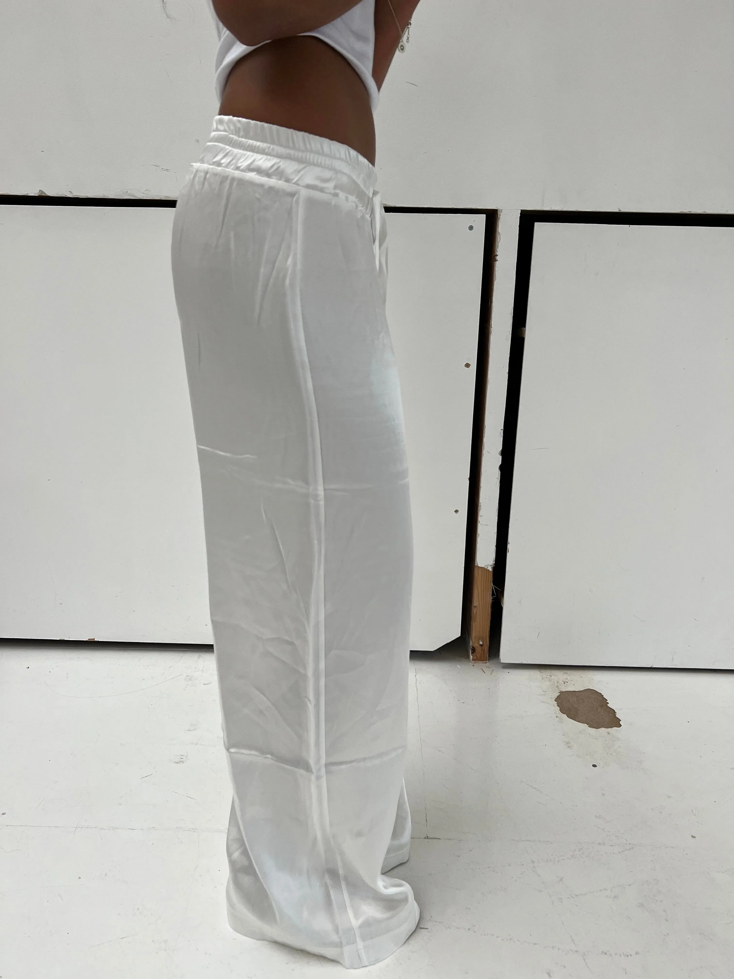 Bonnie satin pants - White