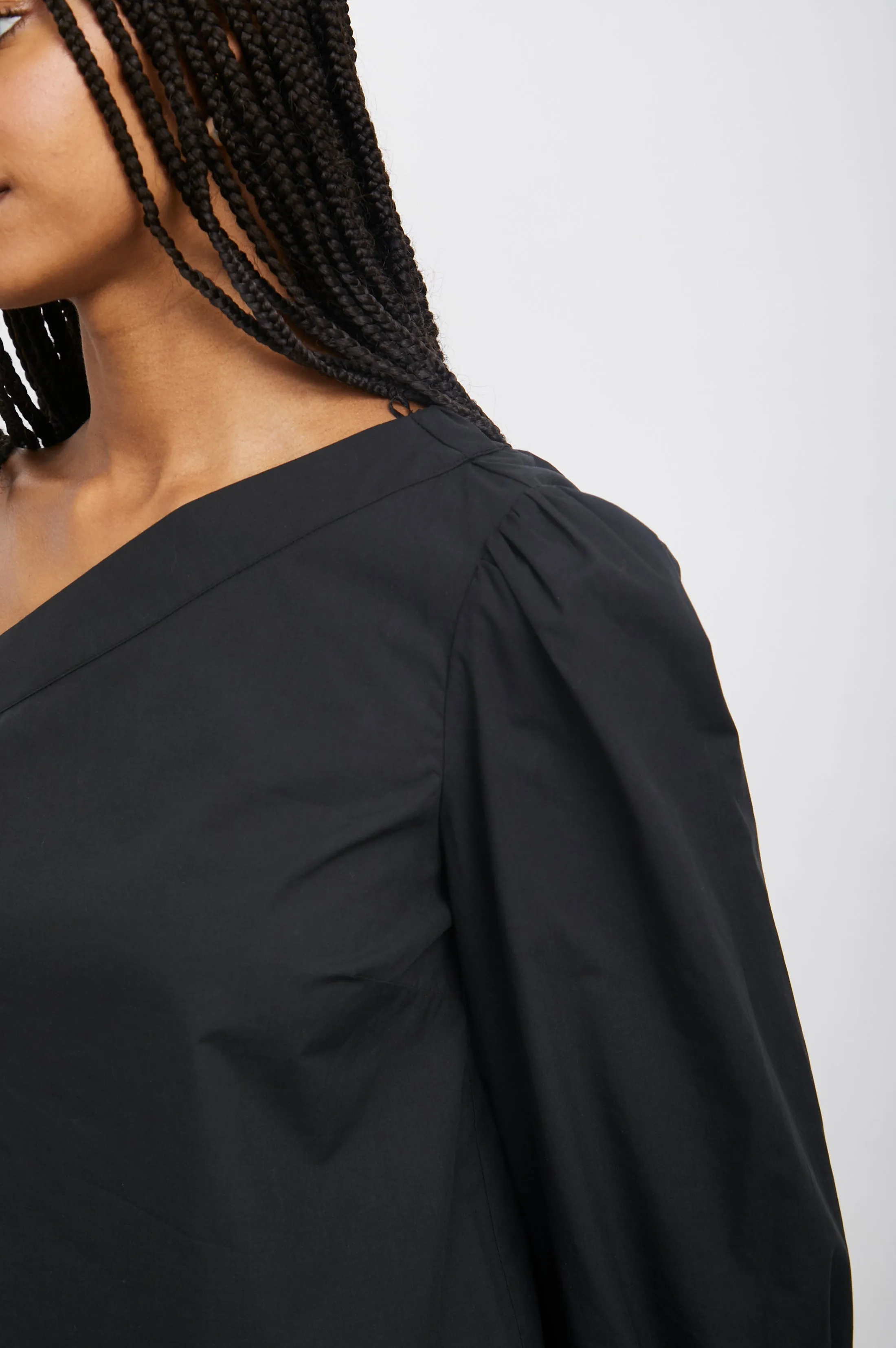 JILL TOP - BLACK