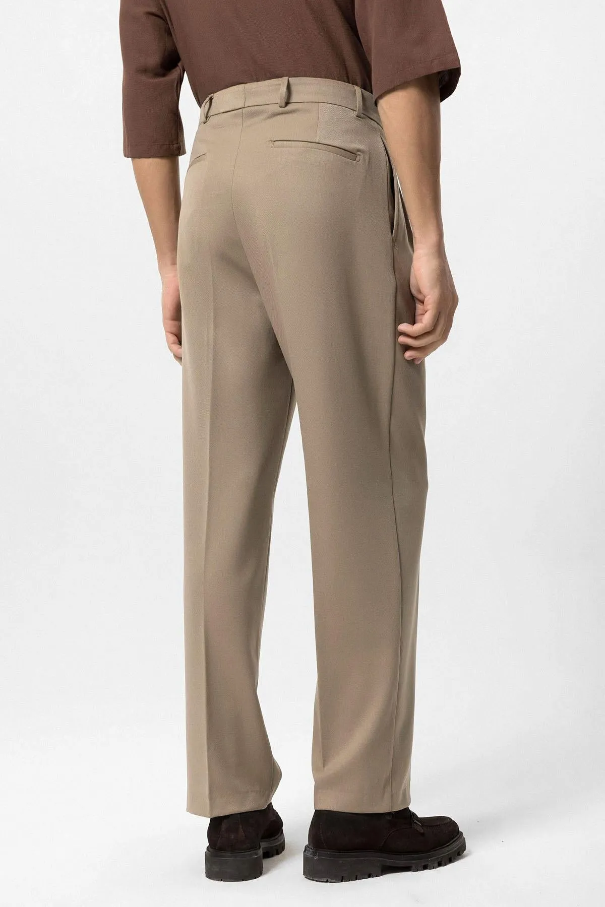 Men's Light Brown High-Waist Pleated Relaxed Fit Pants - Wessi