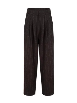Pleated Relaxed Cut Trousers - Brown