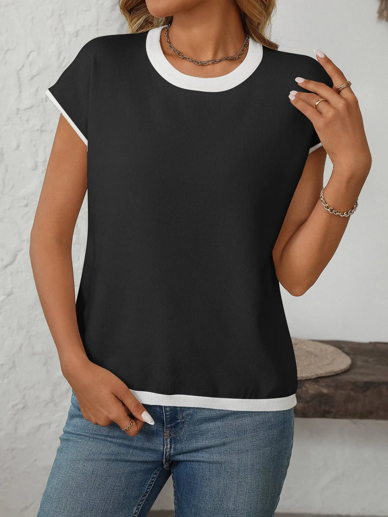 Two Tone Short Sleeve Knit Top