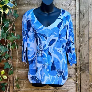 White & Blue Floral Print Knitted V-Neck Top